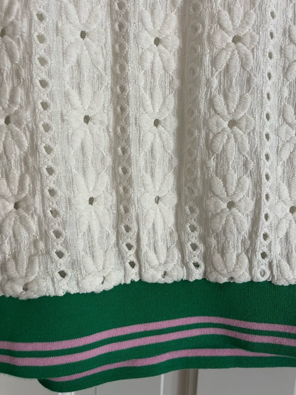 Anthropologie Maeve White Eyelet Polo Top with Green Trim - Picture 4 of 4